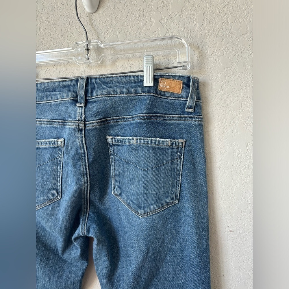PAIGE Hollywood Hills Jeans Size 28 - Picture 6 of 8